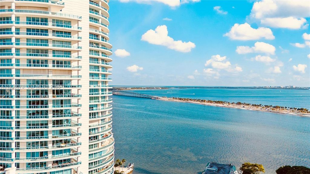 Image 35 of property listing at 2127 Brickell Ave 1505, Miami, FL 33129