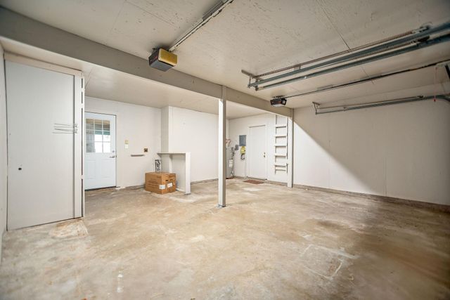 1105 W Saint Louis Avenue, Seadrift, TX 77983