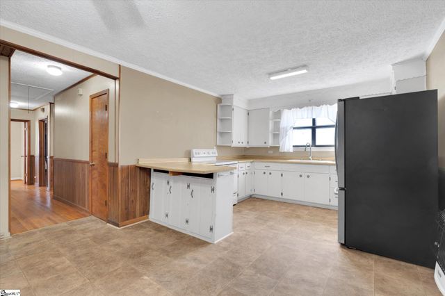 188 Cherokee Road, Williamston, SC 29697