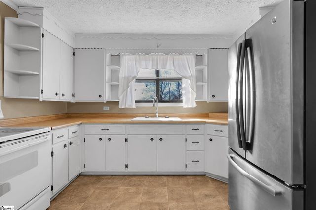 188 Cherokee Road, Williamston, SC 29697