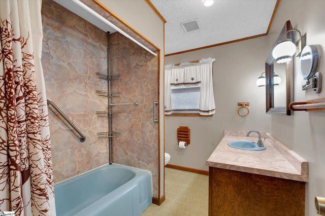 188 Cherokee Road, Williamston, SC 29697