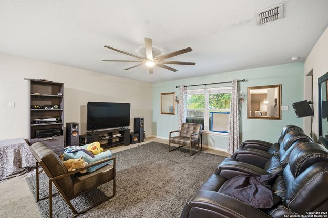 6519 Luckey Square, San Antonio, TX 78252