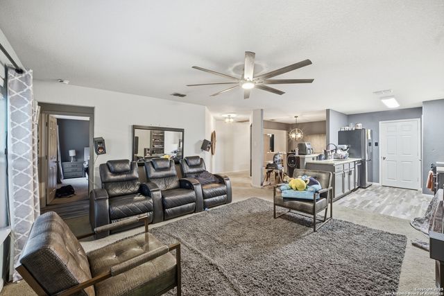 6519 Luckey Square, San Antonio, TX 78252