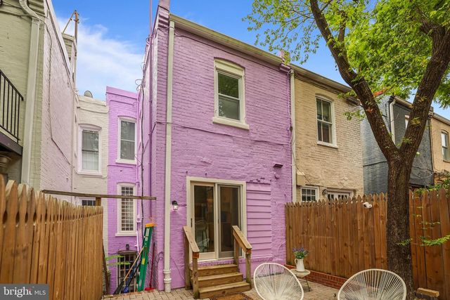 1215 33RD ST NW, Washington, DC 20007