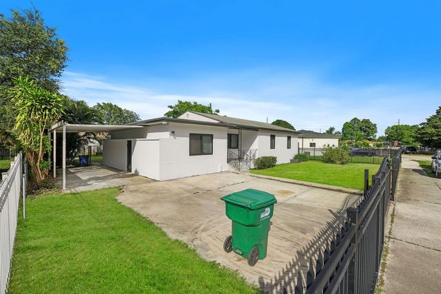 9001 NW 32nd Court Road, Miami, FL 33147