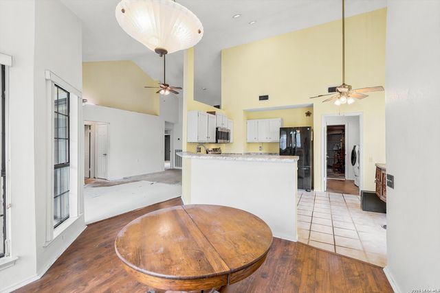 3813 Hunters Gln, Schertz, TX 78108