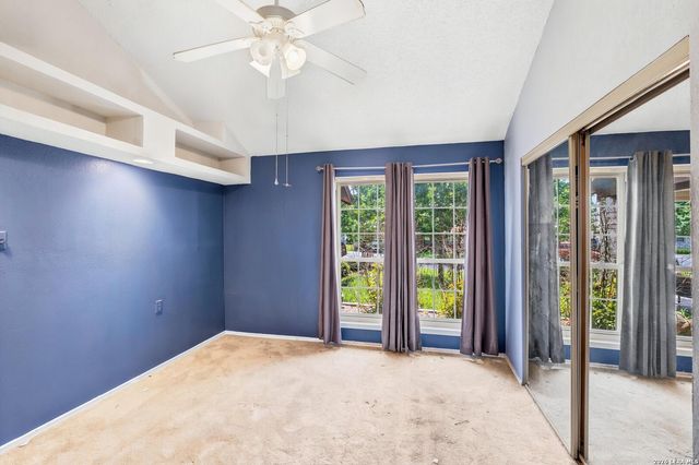 3813 Hunters Gln, Schertz, TX 78108