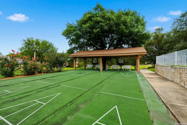 3813 Hunters Gln, Schertz, TX 78108