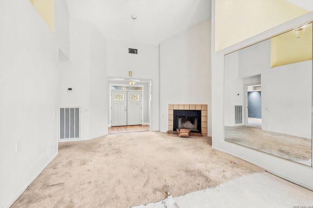 3813 Hunters Gln, Schertz, TX 78108