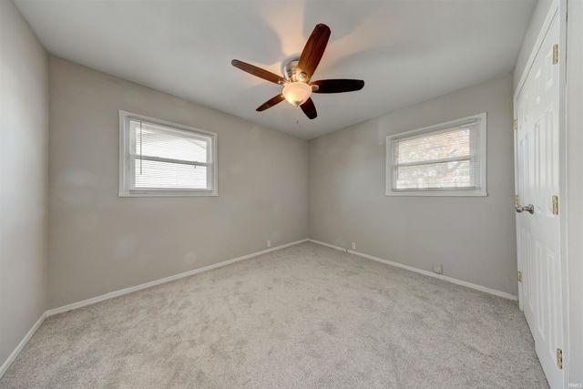 717 Thornberry Drive, Evansville, IN 47710