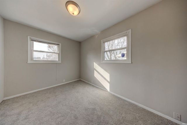 717 Thornberry Drive, Evansville, IN 47710