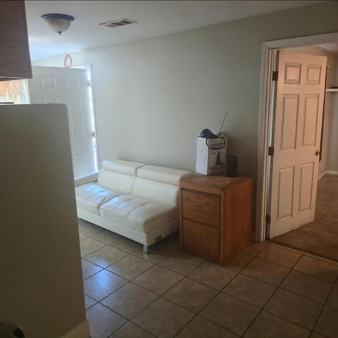 1112 Lassen Ave, Modesto, CA 95358