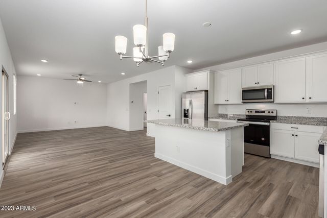 16968 W DIANA Avenue, Waddell, AZ 85355