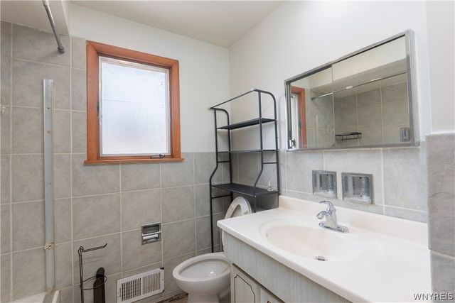 54 Ceil Drive, Cheektowaga, NY 14227