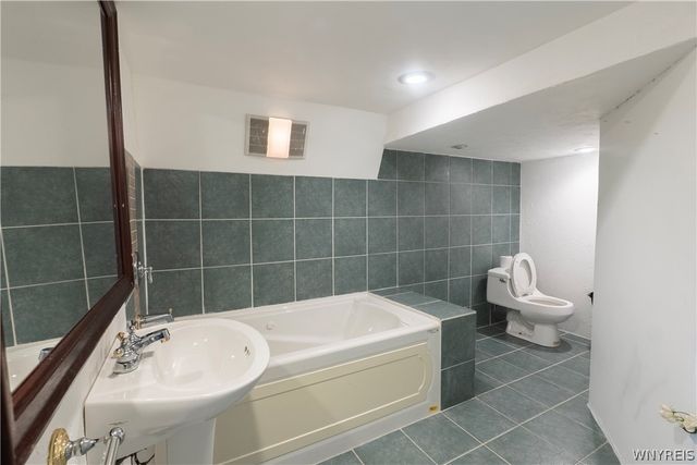 54 Ceil Drive, Cheektowaga, NY 14227