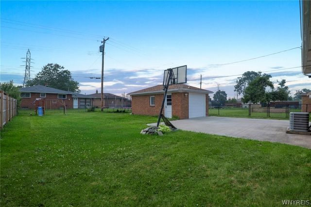 54 Ceil Drive, Cheektowaga, NY 14227