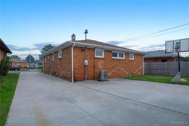 54 Ceil Drive, Cheektowaga, NY 14227