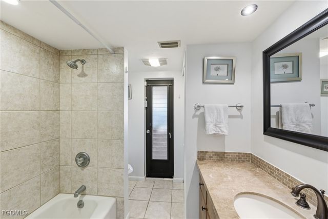 312 NW 13th ST, Cape Coral, FL 33993