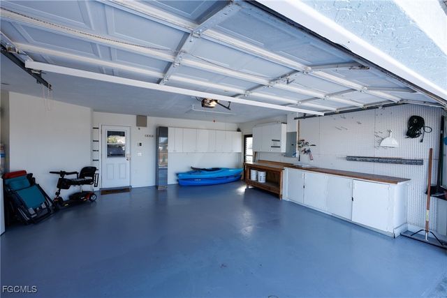 312 NW 13th ST, Cape Coral, FL 33993