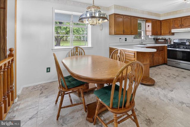3 MILL LANE, Dayton, NJ 08810