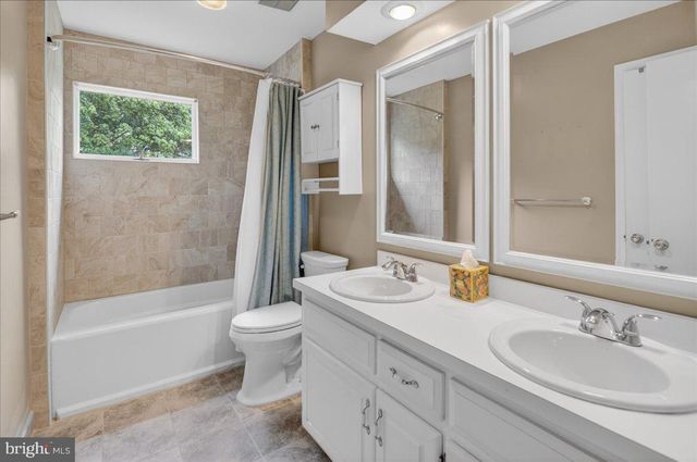 3 MILL LANE, Dayton, NJ 08810