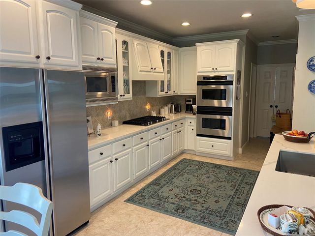 2130 Misty River Trail, Houston, TX 77345