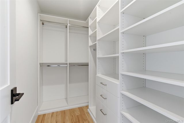 12 School House Lane, Syosset, NY 11791