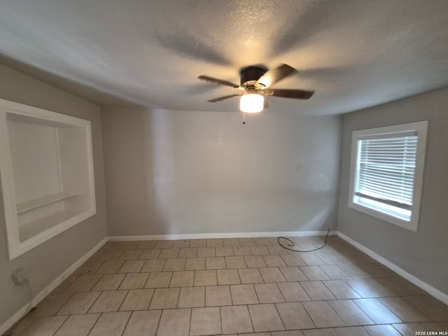 115 Caldwell St Apt 7, San Antonio, TX 78223