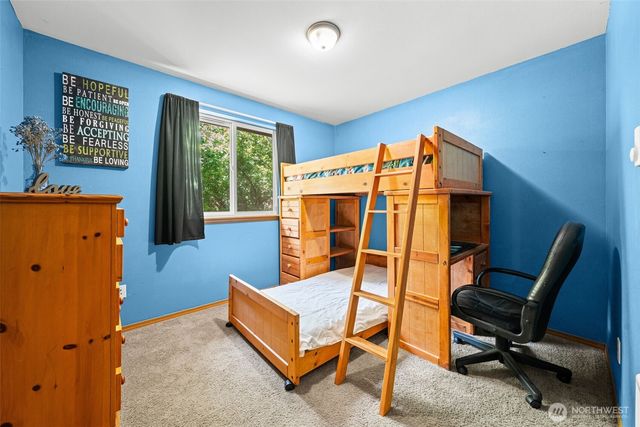 25418 52nd Avenue E, Graham, WA 98338