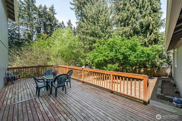 25418 52nd Avenue E, Graham, WA 98338