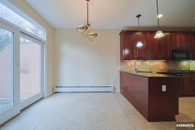 112 Winding Creek Way, Old Tappan, NJ 07675