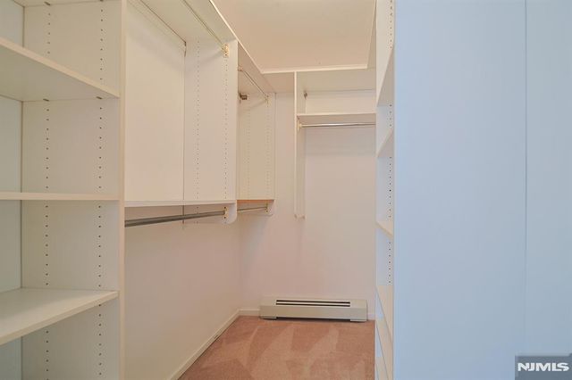 112 Winding Creek Way, Old Tappan, NJ 07675