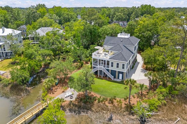 3512 Henrietta Hartford Road, Mount Pleasant, SC 29466