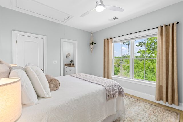 3512 Henrietta Hartford Road, Mount Pleasant, SC 29466