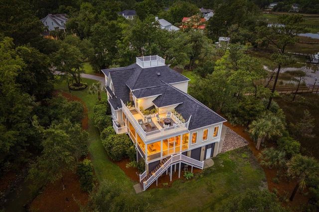 3512 Henrietta Hartford Road, Mount Pleasant, SC 29466
