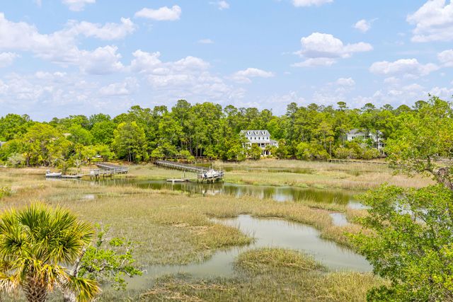 3512 Henrietta Hartford Road, Mount Pleasant, SC 29466