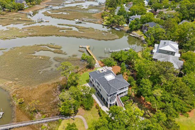3512 Henrietta Hartford Road, Mount Pleasant, SC 29466