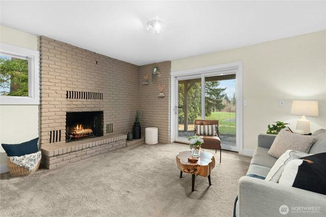 17030 174th Avenue NE, Woodinville, WA 98072