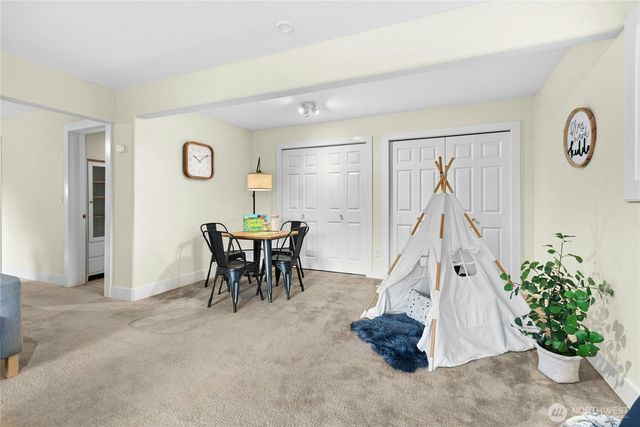 17030 174th Avenue NE, Woodinville, WA 98072