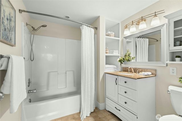 17030 174th Avenue NE, Woodinville, WA 98072