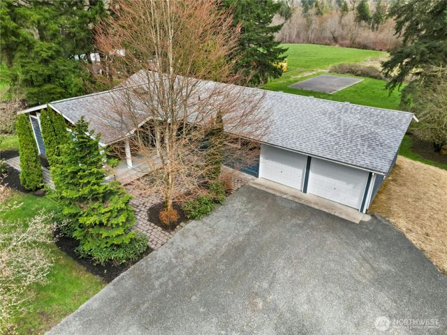 17030 174th Avenue NE, Woodinville, WA 98072