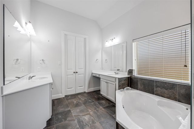 116 Brighton Woods Court, Conroe, TX 77318