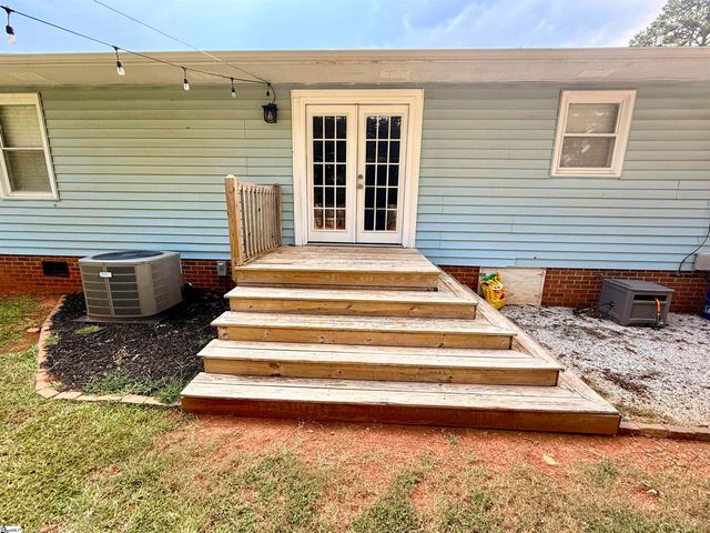 5618 187 Highway, Anderson, SC 29625