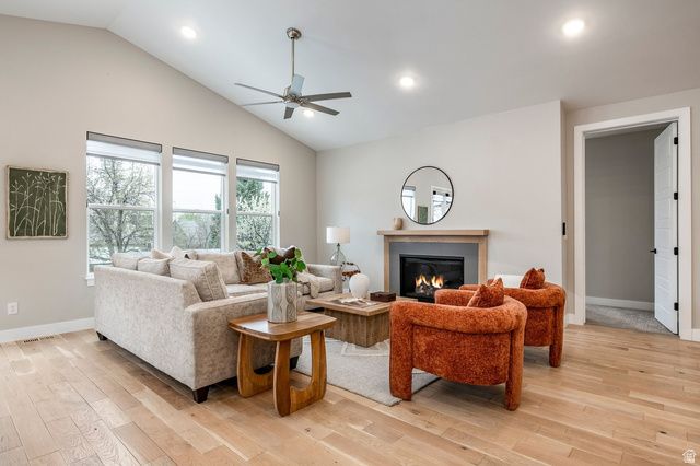 1670 E HOPKINS LN, Salt Lake City, UT 84108