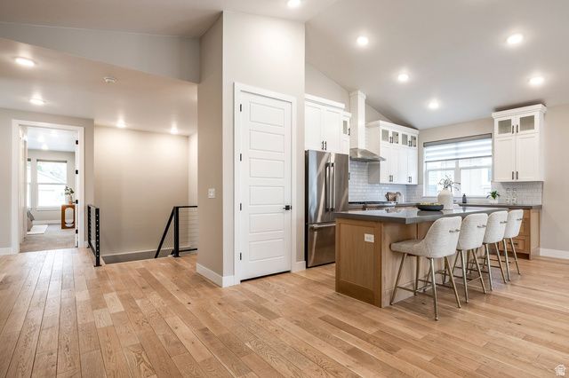 1670 E HOPKINS LN, Salt Lake City, UT 84108