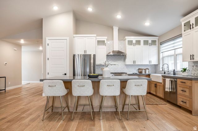 1670 E HOPKINS LN, Salt Lake City, UT 84108