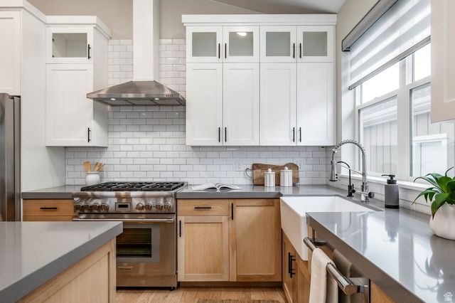 1670 E HOPKINS LN, Salt Lake City, UT 84108