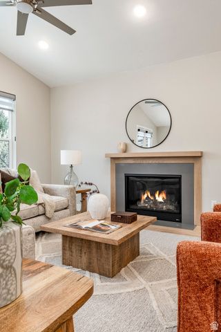 1670 E HOPKINS LN, Salt Lake City, UT 84108