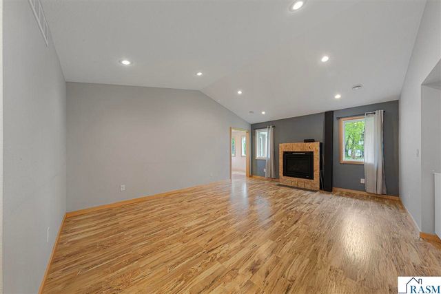 308 Tanager Road, Mankato, MN 56001