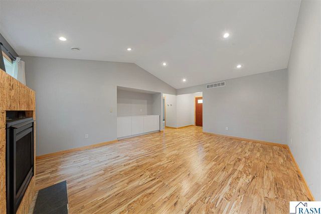 308 Tanager Road, Mankato, MN 56001